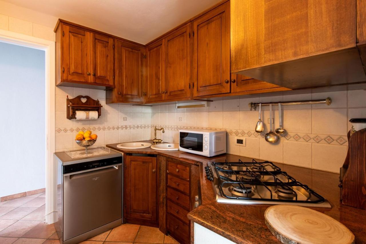 Meravigghia Apartment 切法卢 外观 照片